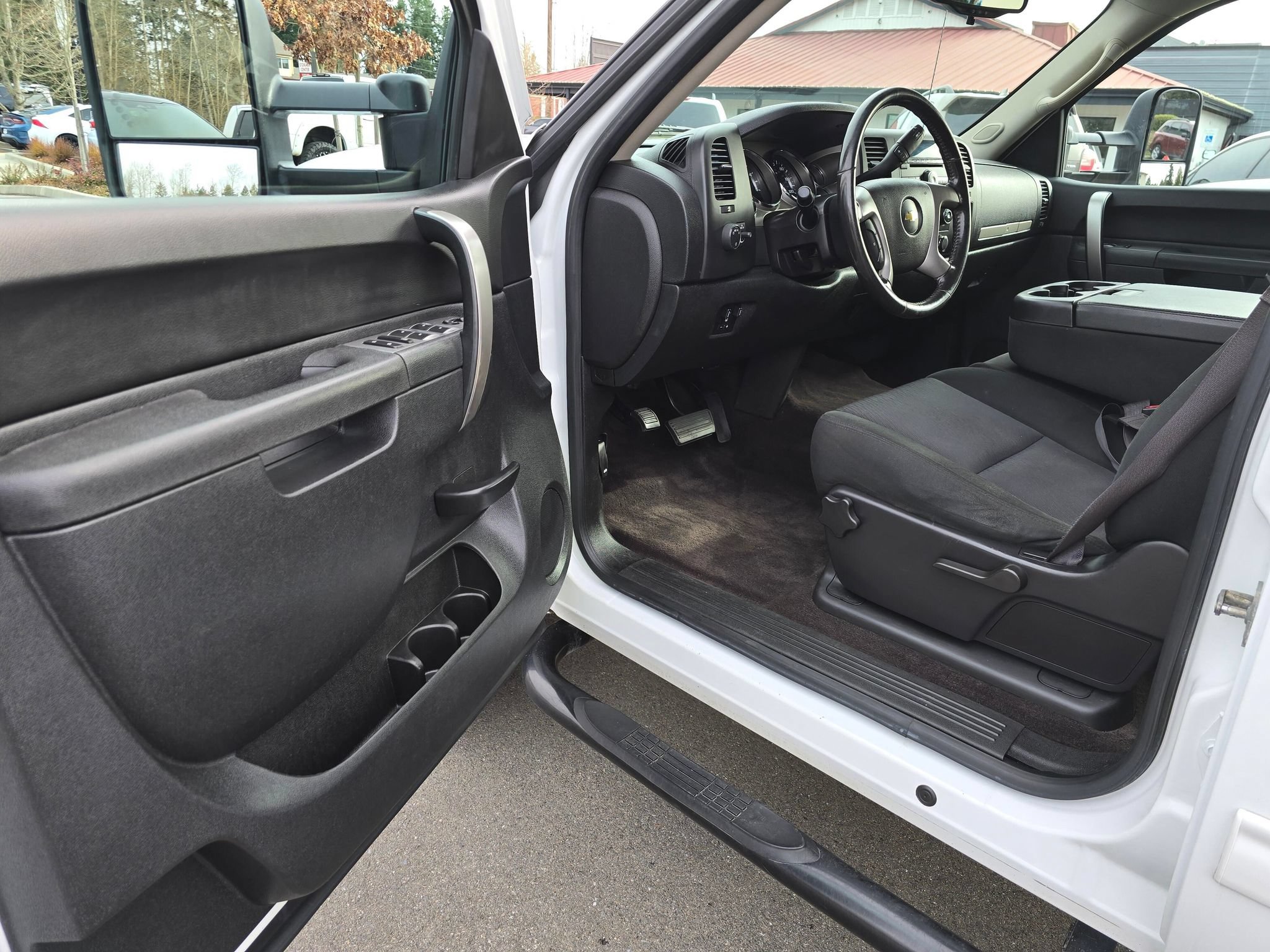 Used 2014 Chevrolet Silverado 2500 LT AWD/4WD image 23