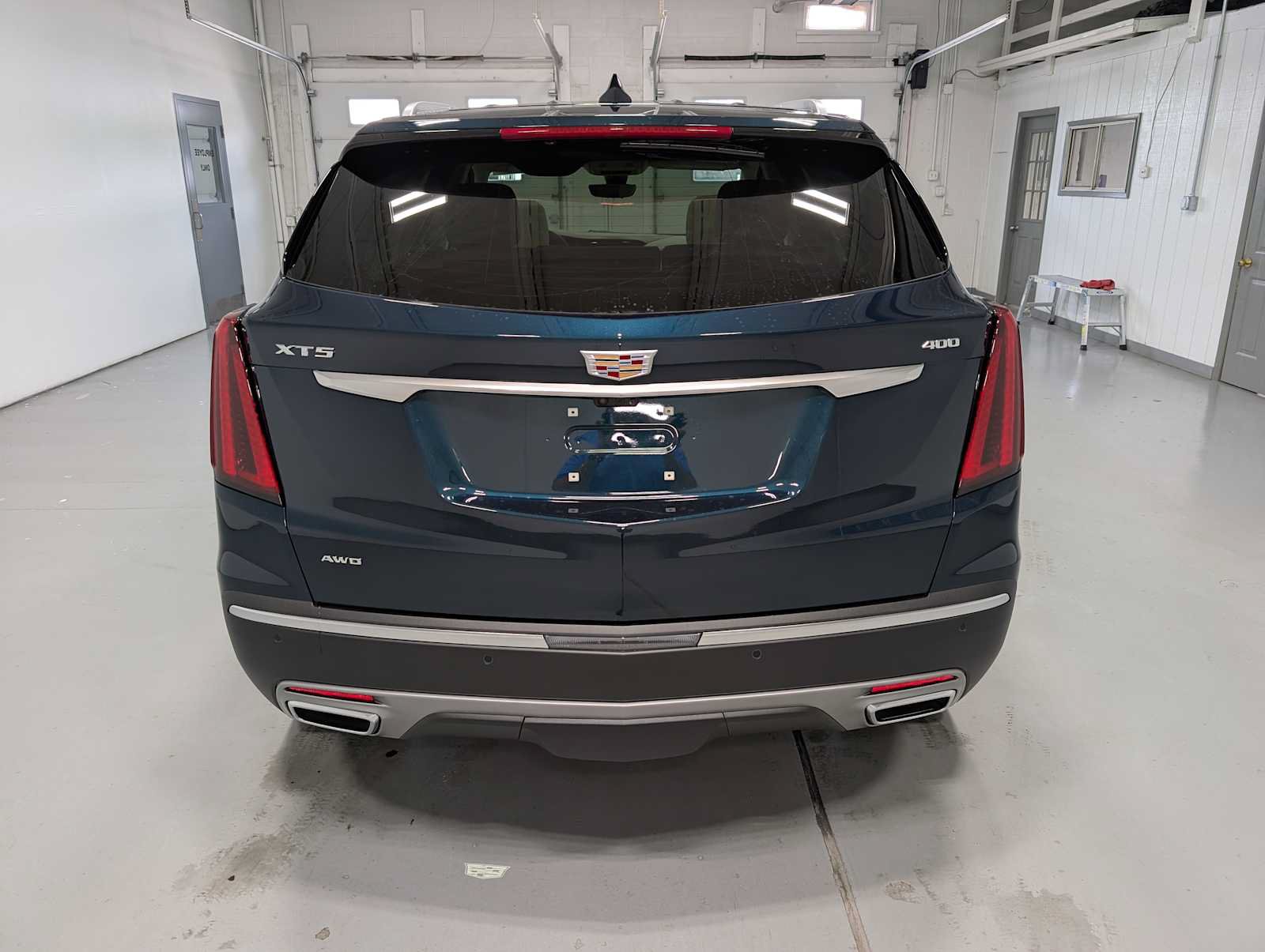 New 2026 Cadillac XT5 Premium Luxury w/ Driver Assist Package AWD/4WD image 8