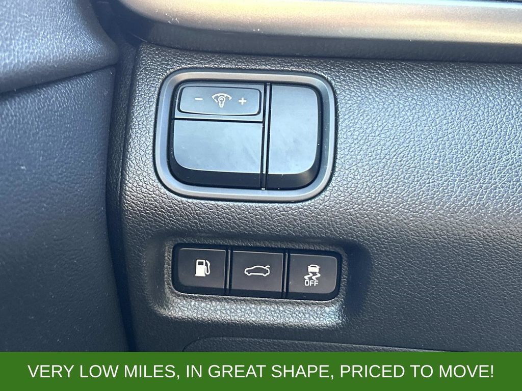 Used 2017 Kia Optima LX FWD image 18