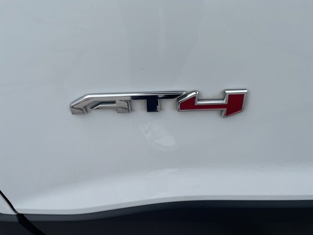Used 2023 GMC Acadia AT4 w/ Technology Package image 11