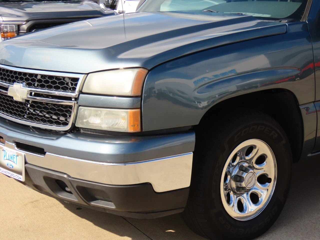 Used 2006 Chevrolet Silverado 1500 LS image 3
