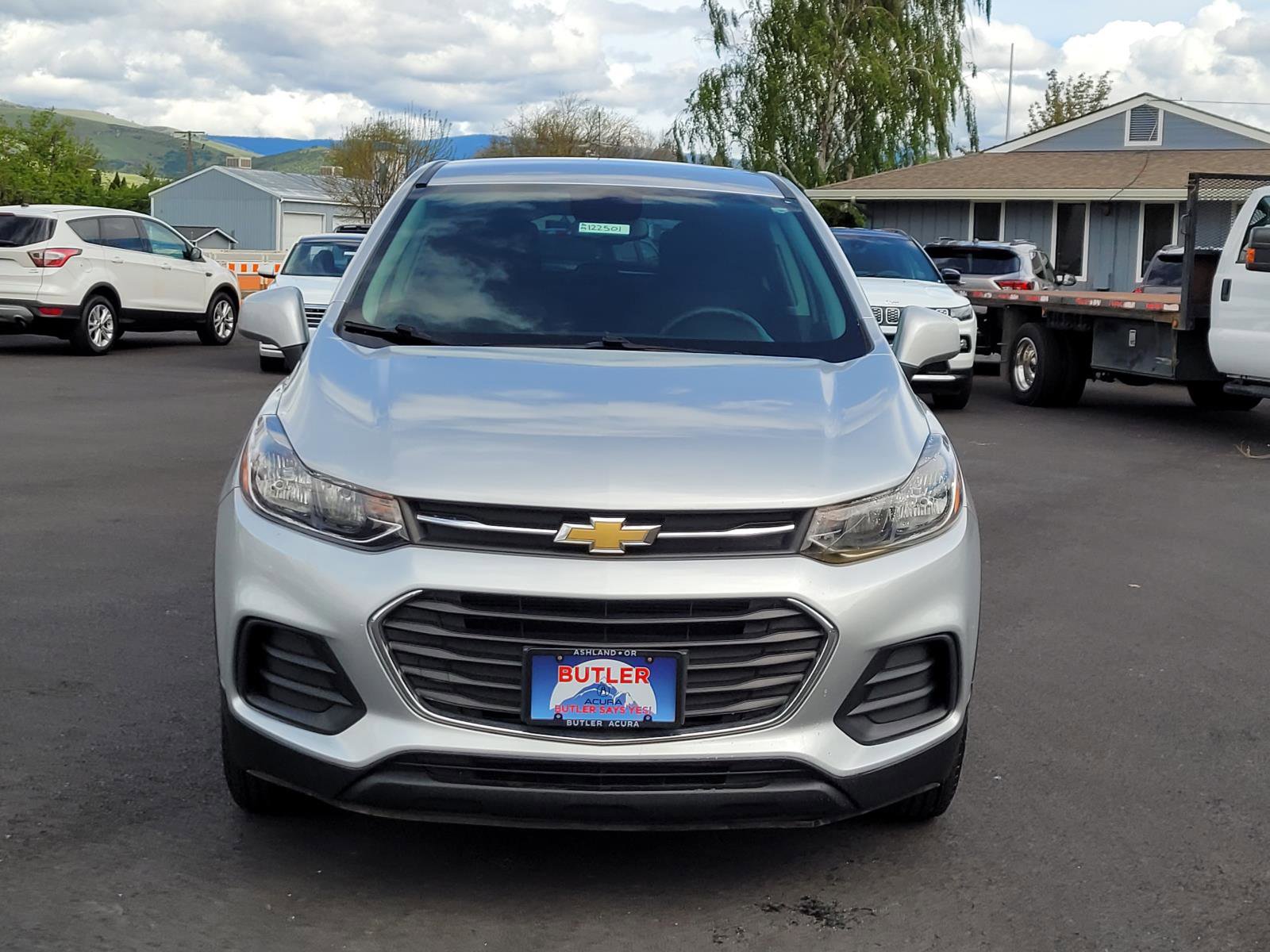 Used 2021 Chevrolet Trax LS w/ Tint and Cruise Package AWD/4WD image 2