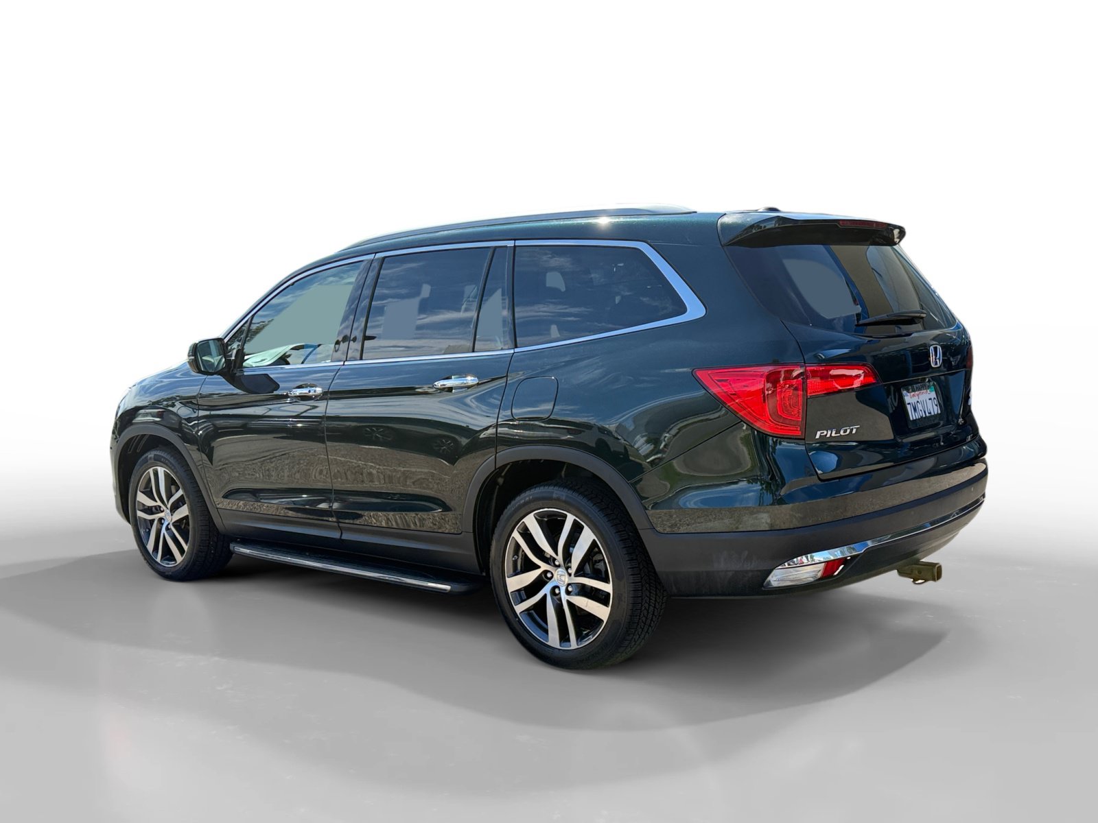 Used 2016 Honda Pilot Touring image 3