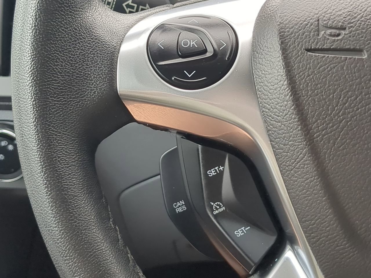 Used 2015 Ford Transit 350 XLT RWD image 22