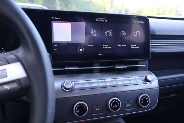 Used 2024 Hyundai Kona SE AWD/4WD image 15