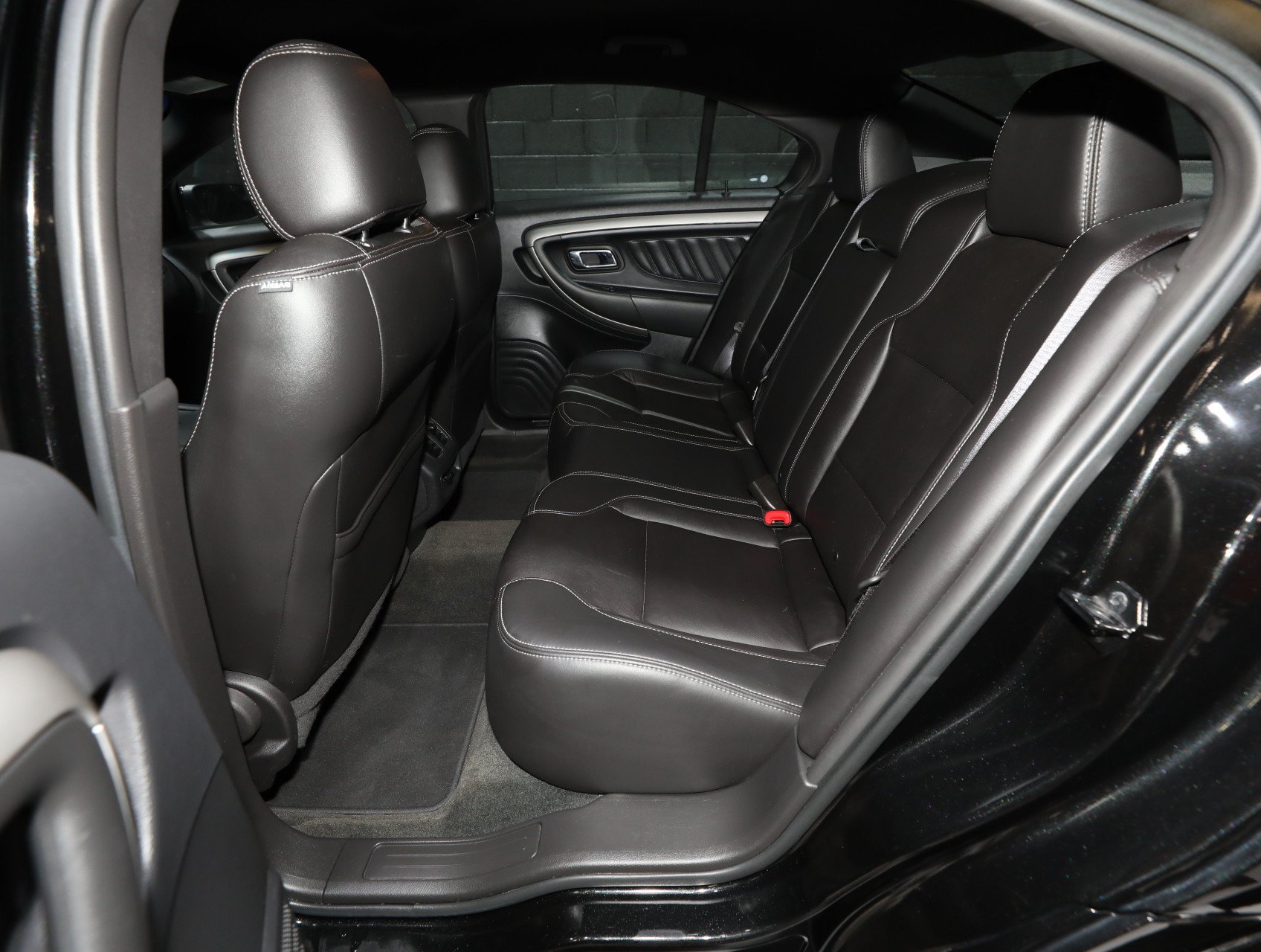 Used 2013 Ford Taurus SEL FWD image 41