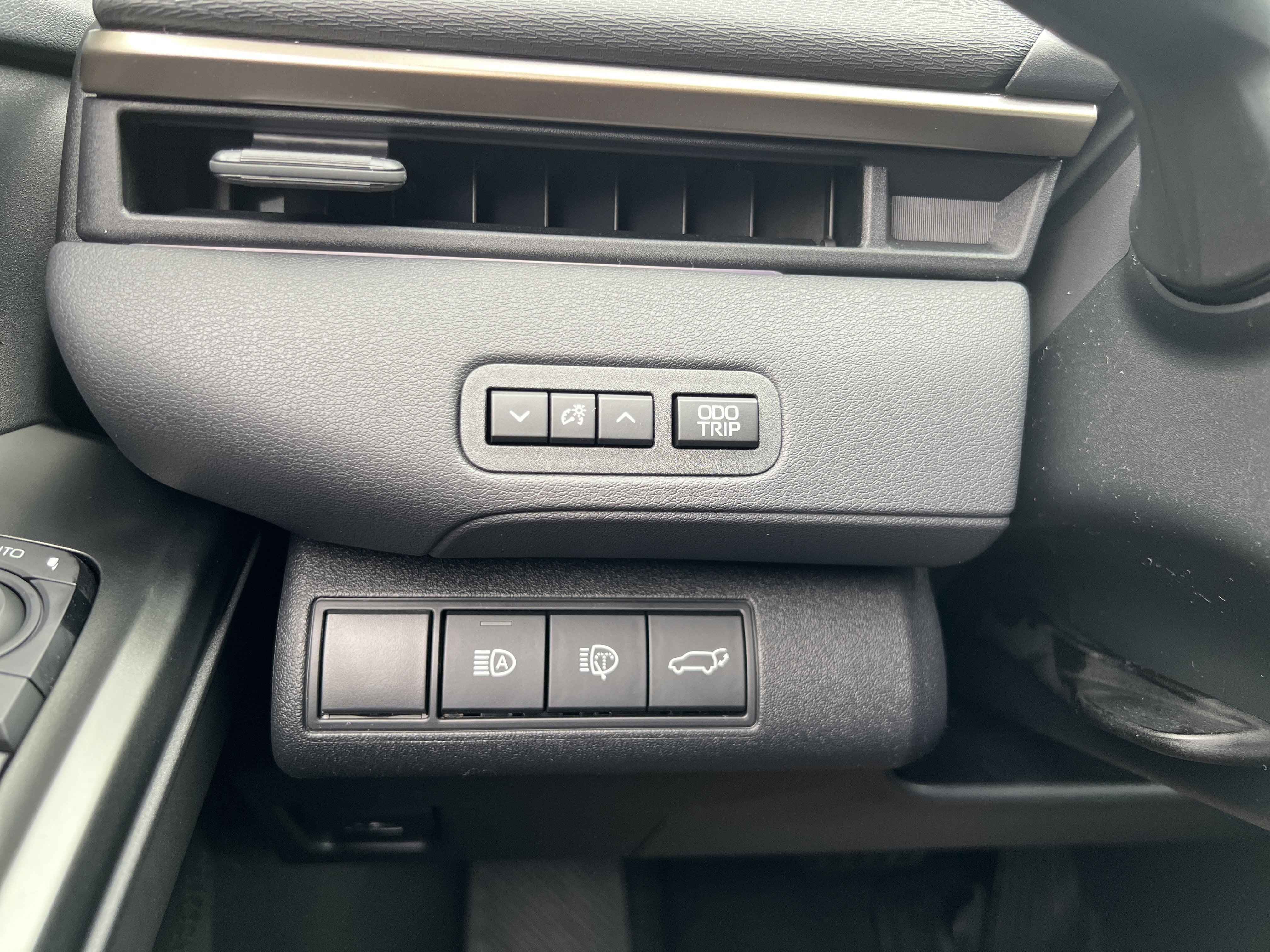 New 2026 Toyota bZ XLE image 19