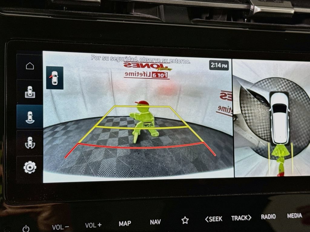 Certified 2023 Hyundai Tucson Limited w/ Cargo Package AWD/4WD image 7
