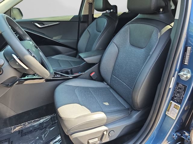 Used 2024 Kia Niro SX Touring FWD image 10