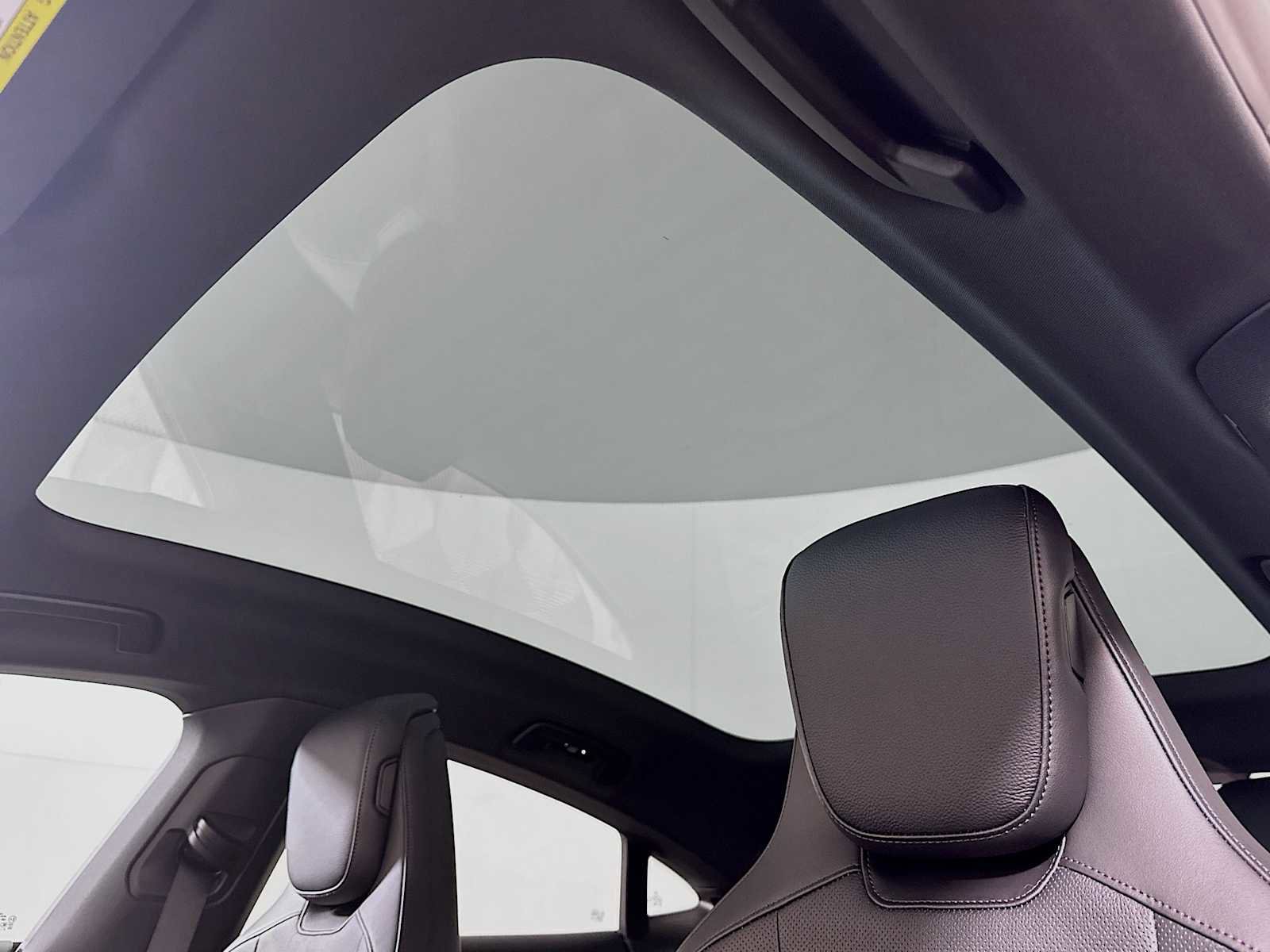 New 2025 Porsche Taycan image 21