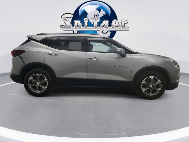 Used 2023 Chevrolet Blazer LT w/ LPO, Black Grille Bar Package image 11