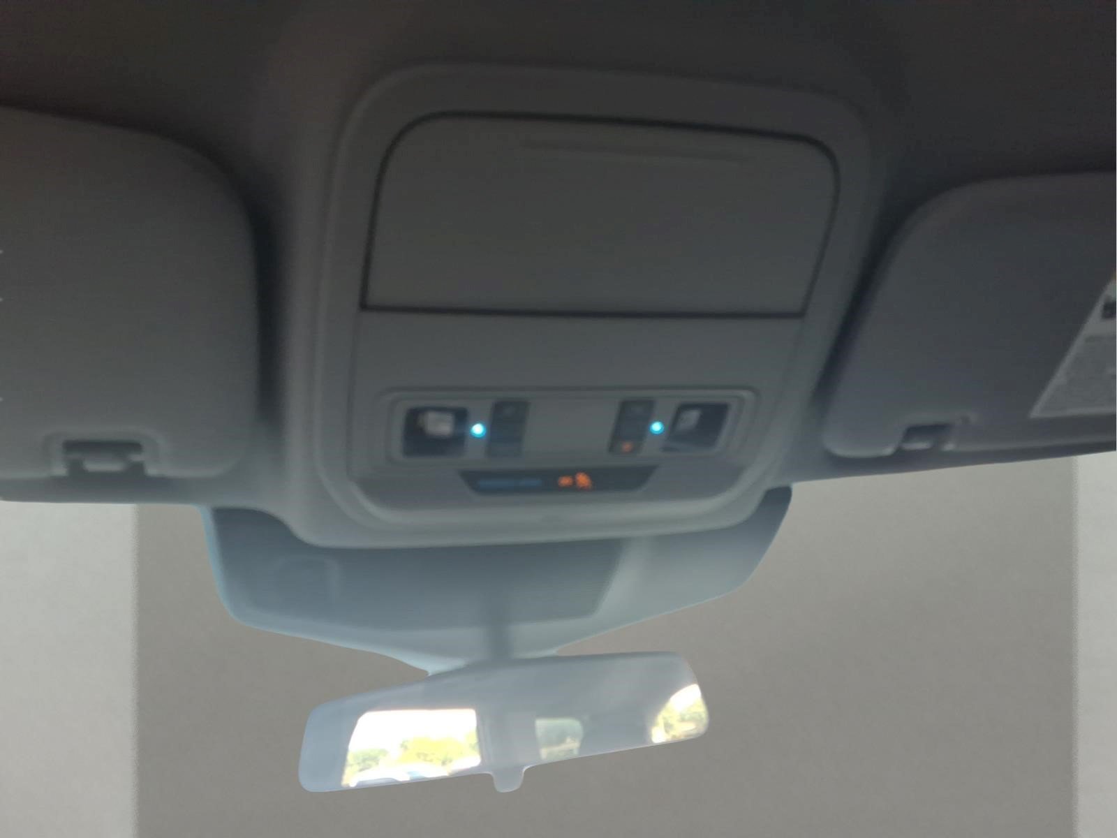 Used 2023 Ford Explorer XLT w/ Equipment Group 202A AWD/4WD image 23