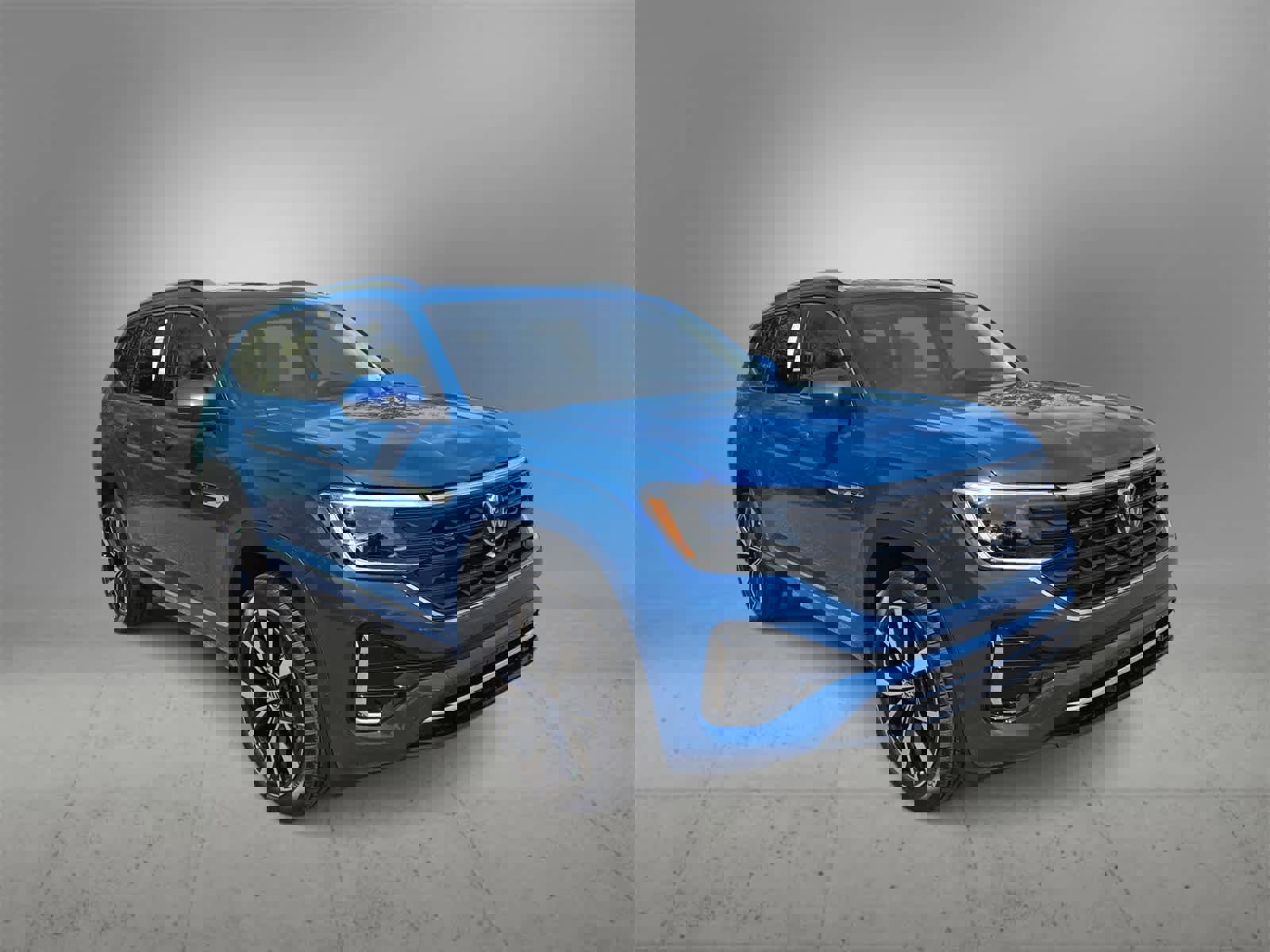 New 2026 Volkswagen Atlas SEL Premium R-Line image 2