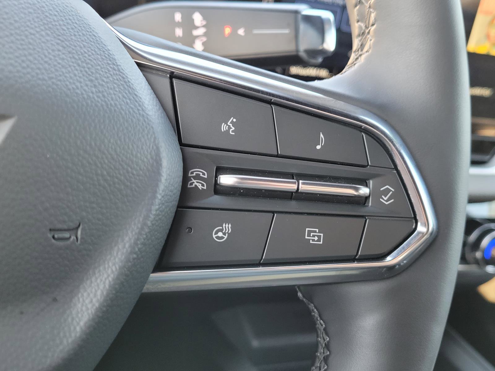 Used 2026 Chevrolet Equinox LT w/ Convenience Package II image 8