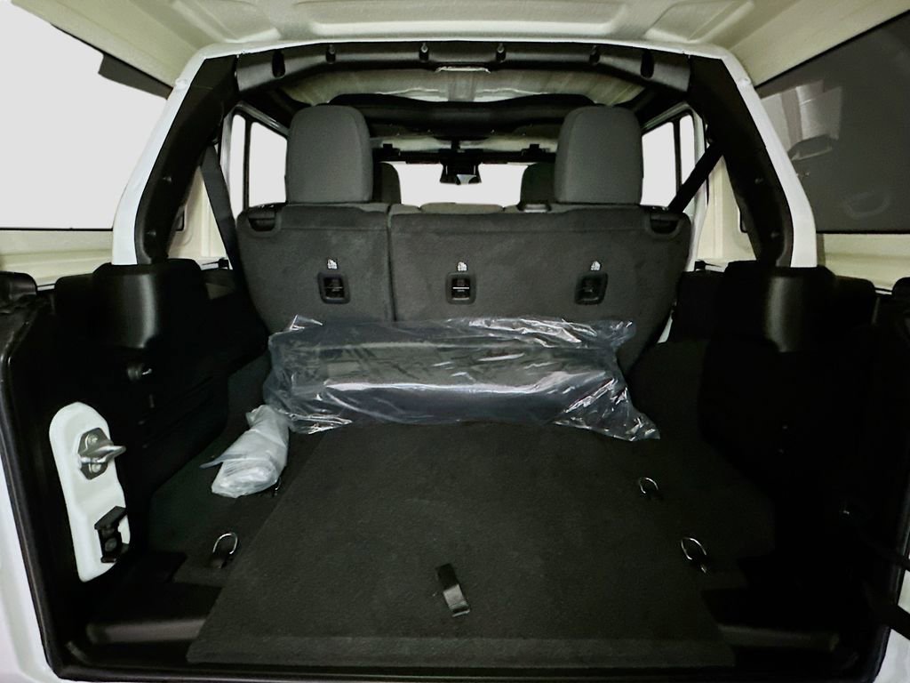 New 2026 Jeep Wrangler Unlimited Sport AWD/4WD image 30