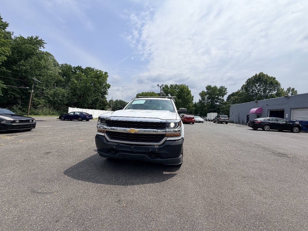 Used 2017 Chevrolet Silverado 1500 W/T w/ Trailering Package AWD/4WD image 5