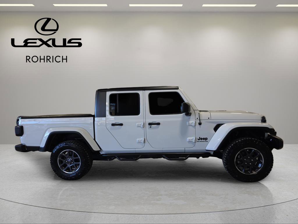 Used 2020 Jeep Gladiator Overland image 4