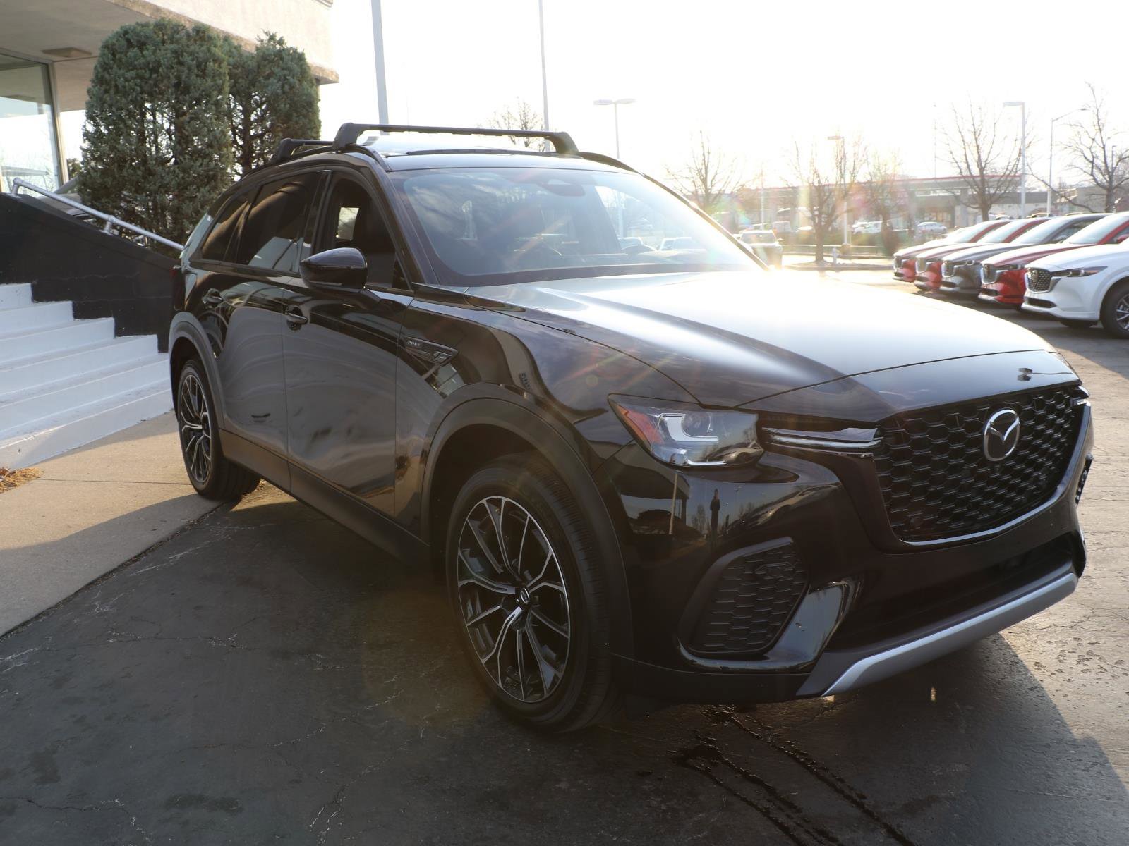 Certified 2025 MAZDA CX-70 Plug-In Hybrid w/ Premium Plus image 6