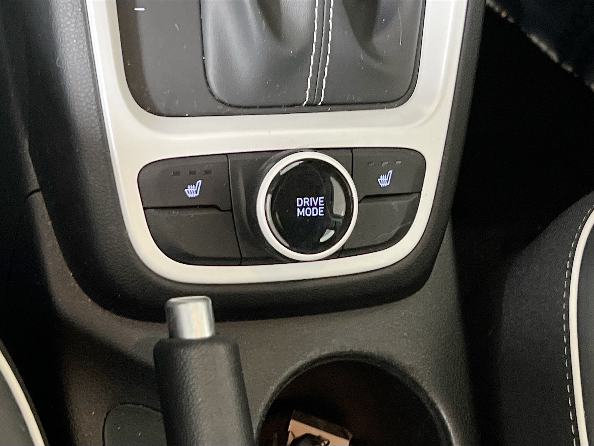 Used 2023 Hyundai Venue Limited w/ Cargo Package FWD image 20