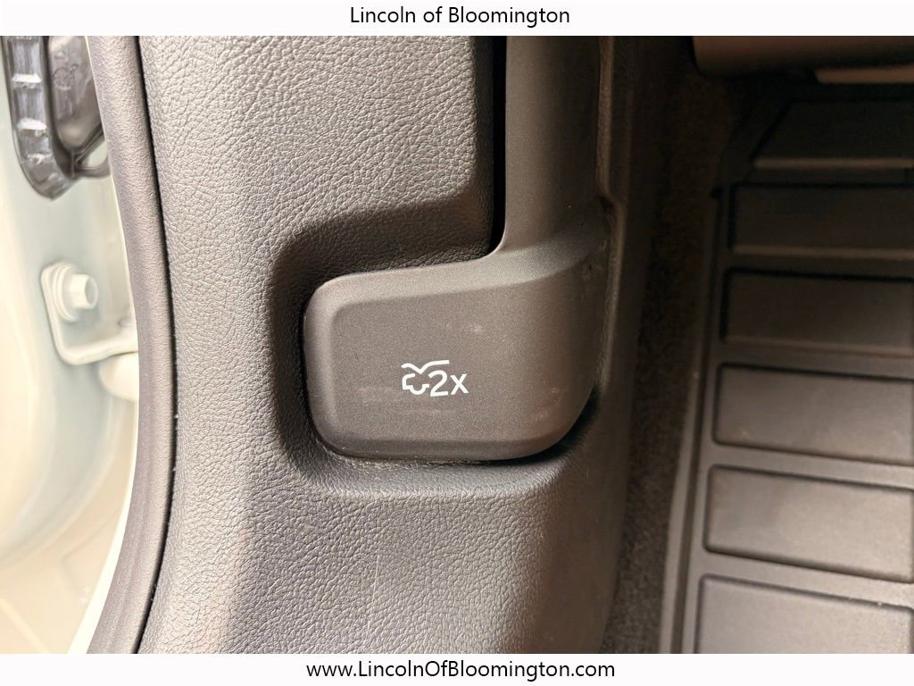 New 2026 Lincoln Corsair Premiere image 44