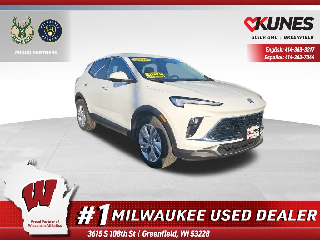 Used 2025 Buick Encore GX Preferred FWD image 1