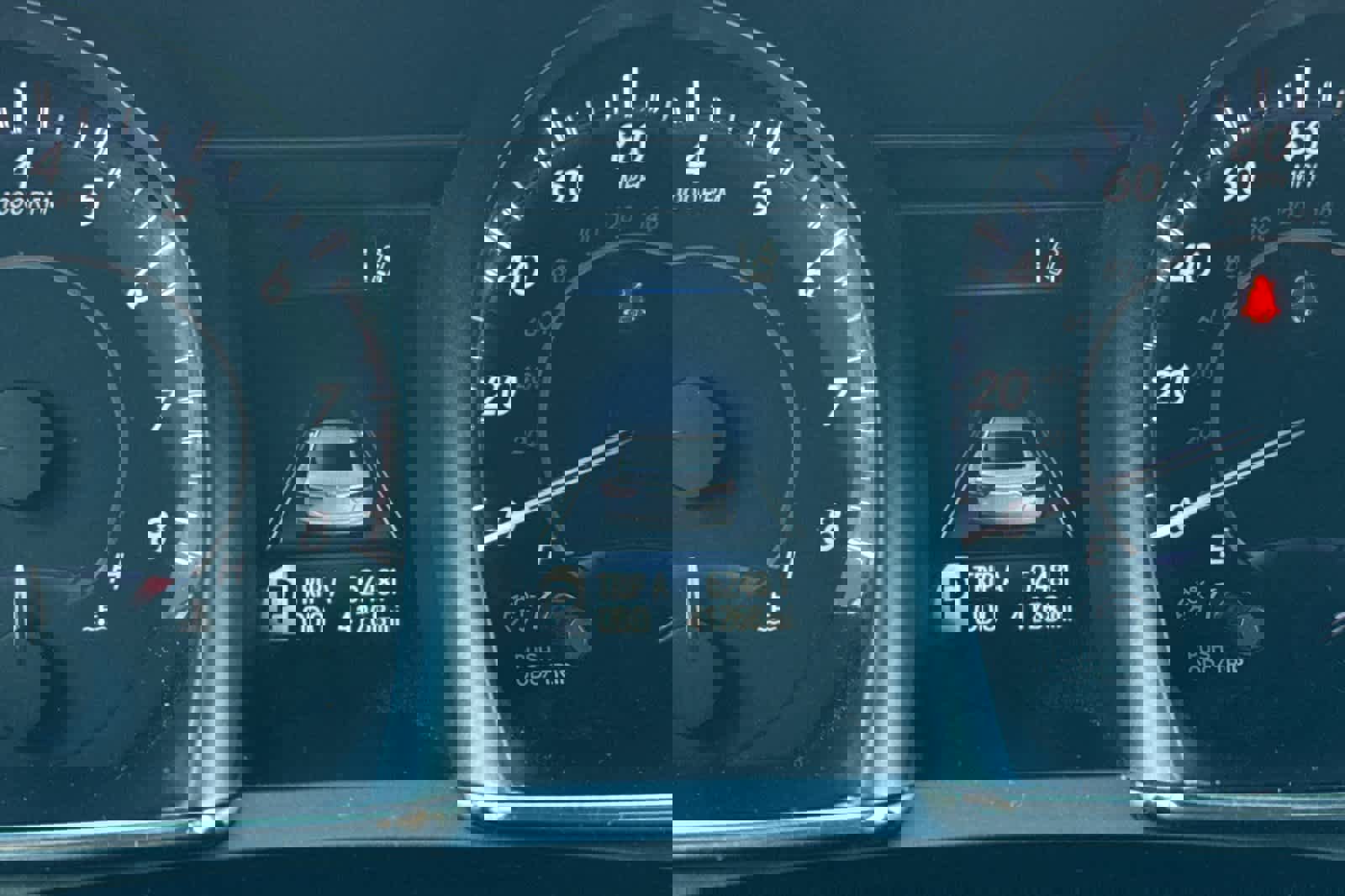 Used 2017 Toyota Avalon Limited image 28