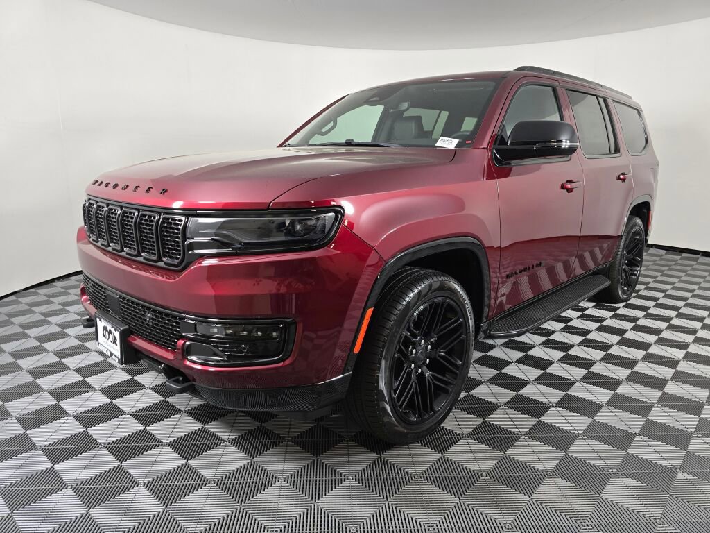 New 2025 Jeep Wagoneer Series II w/ HD Trailer Tow Package image 8