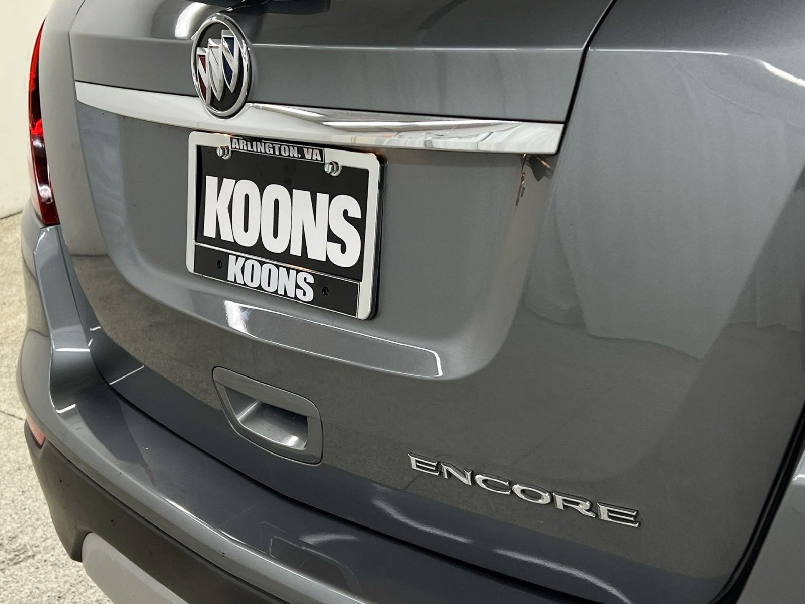 Used 2020 Buick Encore Preferred w/ Safety Package image 30