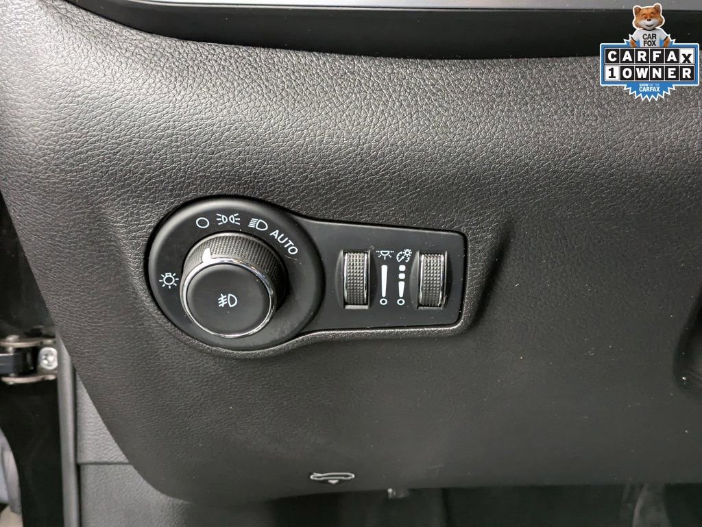Used 2022 Jeep Compass Latitude w/ Sun and Sound Group image 24