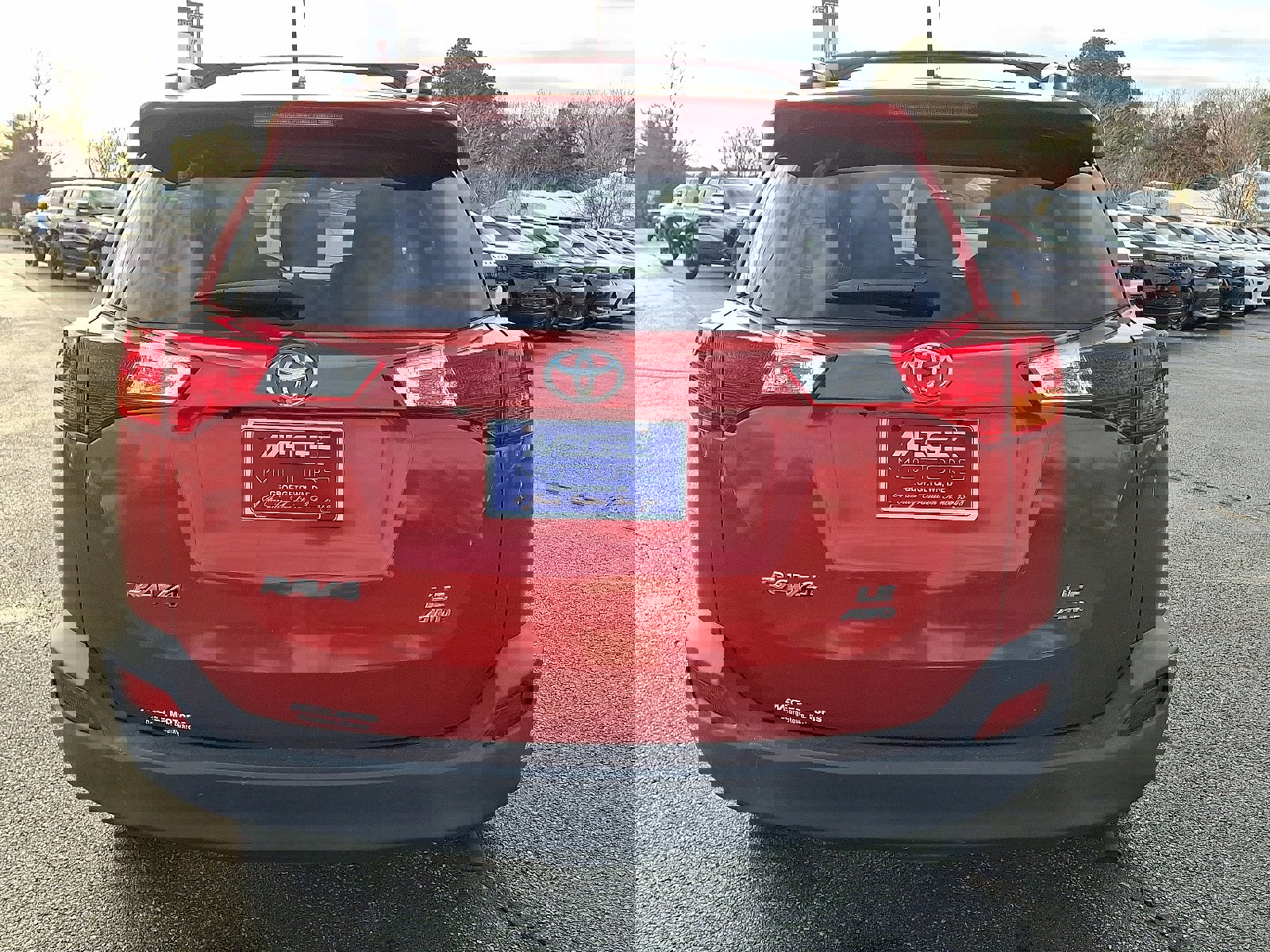 Used 2015 Toyota RAV4 LE image 5