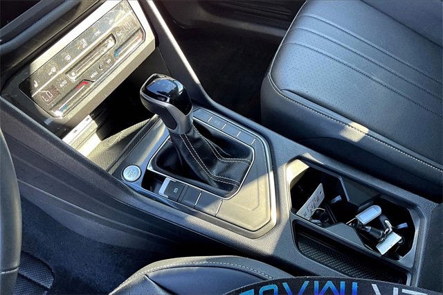 Used 2024 Volkswagen Tiguan Wolfsburg Edition image 19