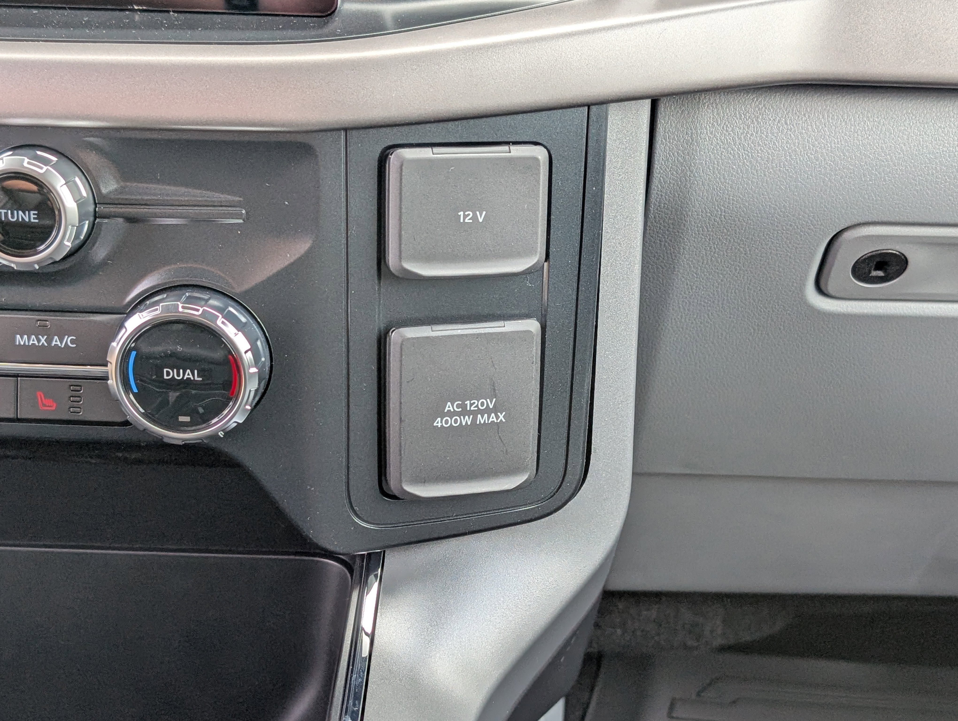 New 2025 Ford F150 XLT w/ Equipment Group 302A MID image 22