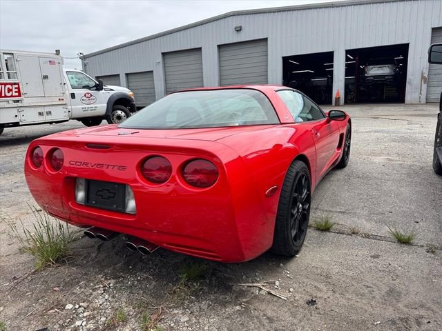 Used 1998 Chevrolet Corvette Coupe w/ Performance Handling Pkg RWD image 4