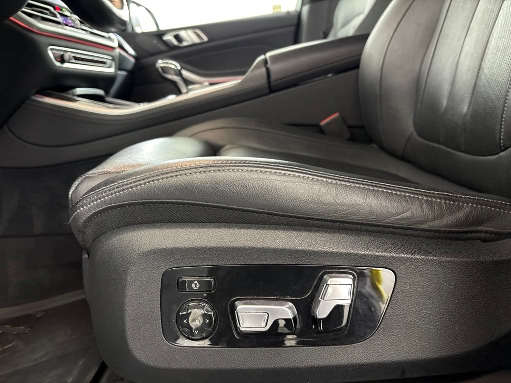 Used 2021 BMW X5 M50i w/ Premium Package AWD/4WD image 28