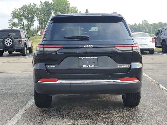 Certified 2024 Jeep Grand Cherokee Limited AWD/4WD image 8