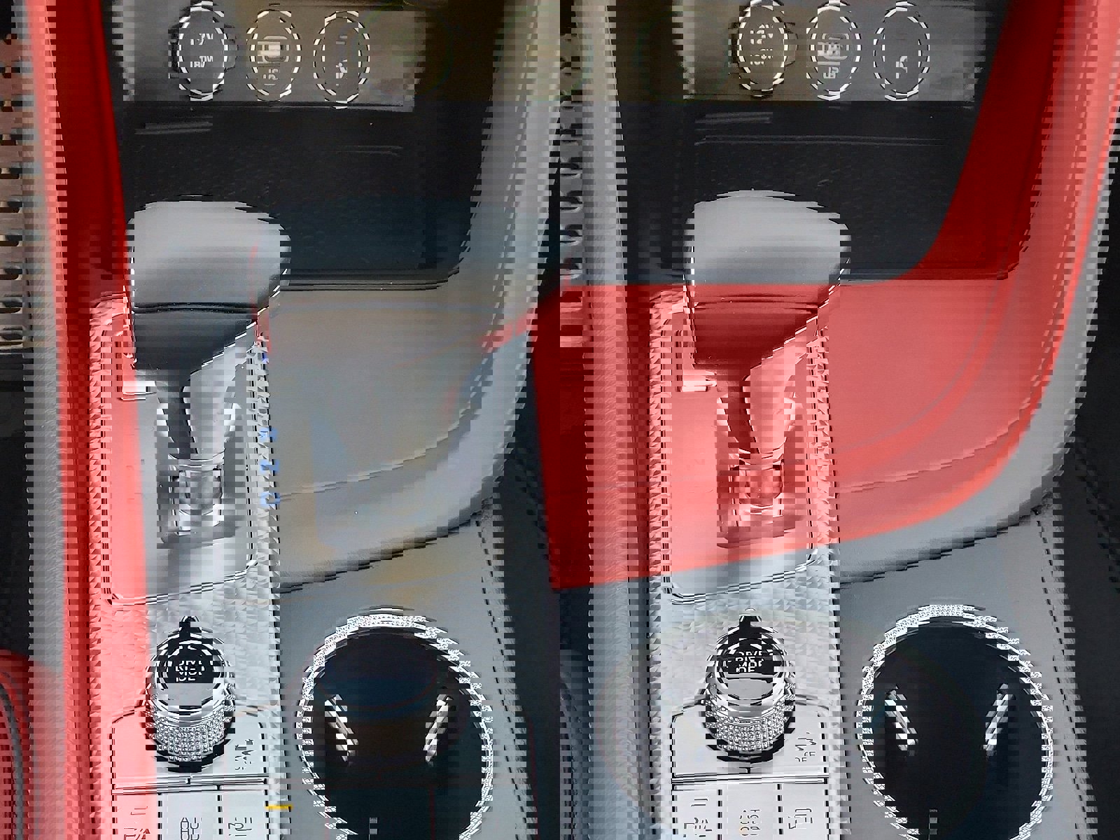 Used 2023 Genesis G70 2.0T w/ Sport Prestige Package image 19