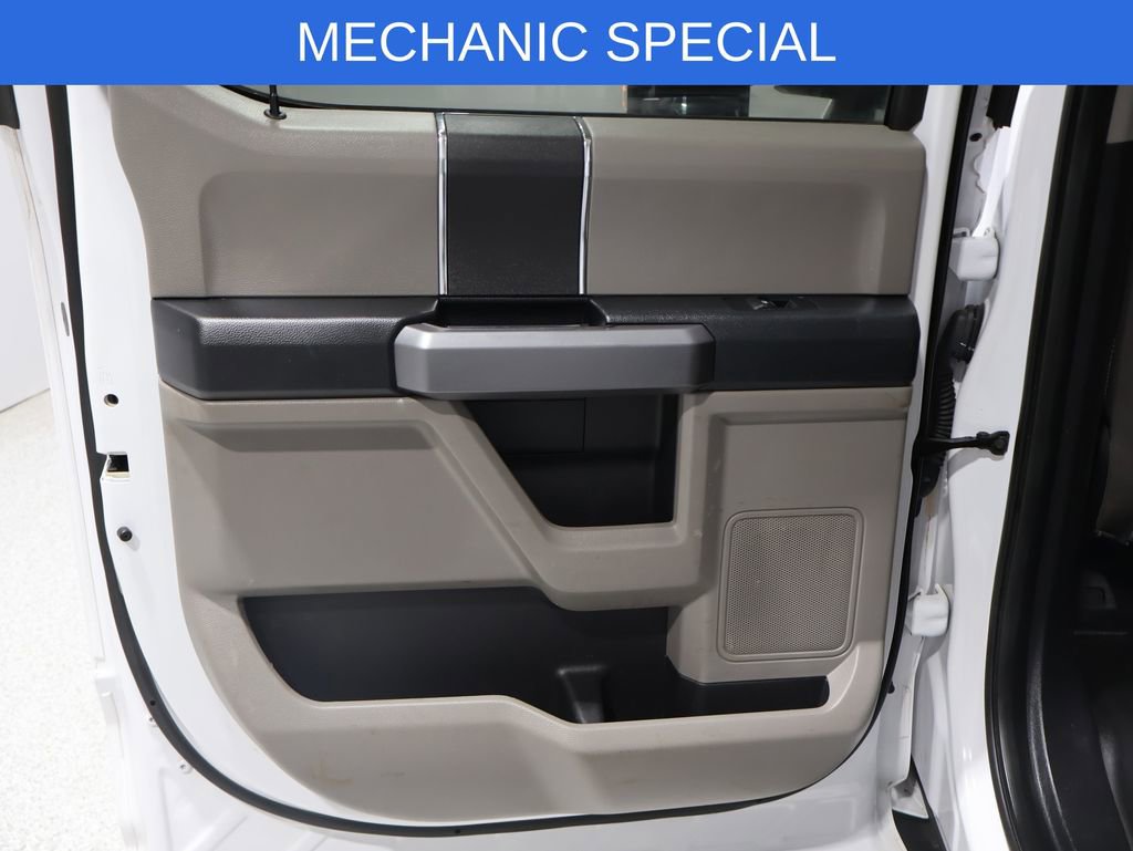 Used 2018 Ford F150 XLT w/ Trailer Tow Package image 19