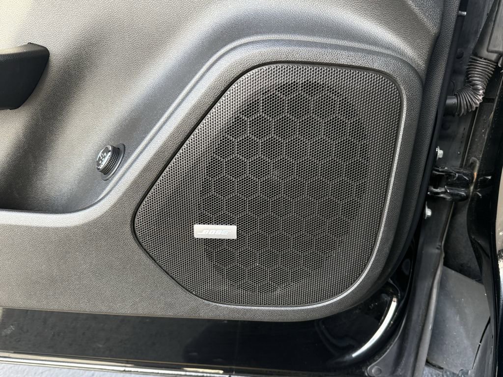 Used 2022 Chevrolet Blazer LT w/ Sound & Technology Package image 17