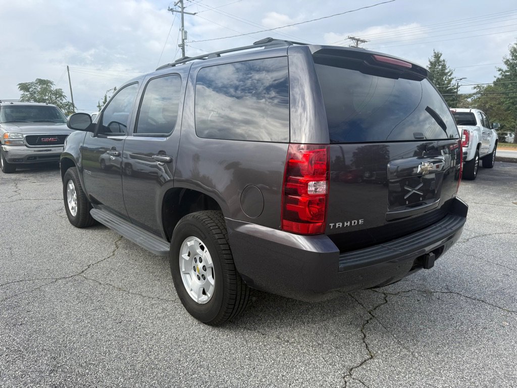 Used 2011 Chevrolet Tahoe LT w/ Luxury Package image 5