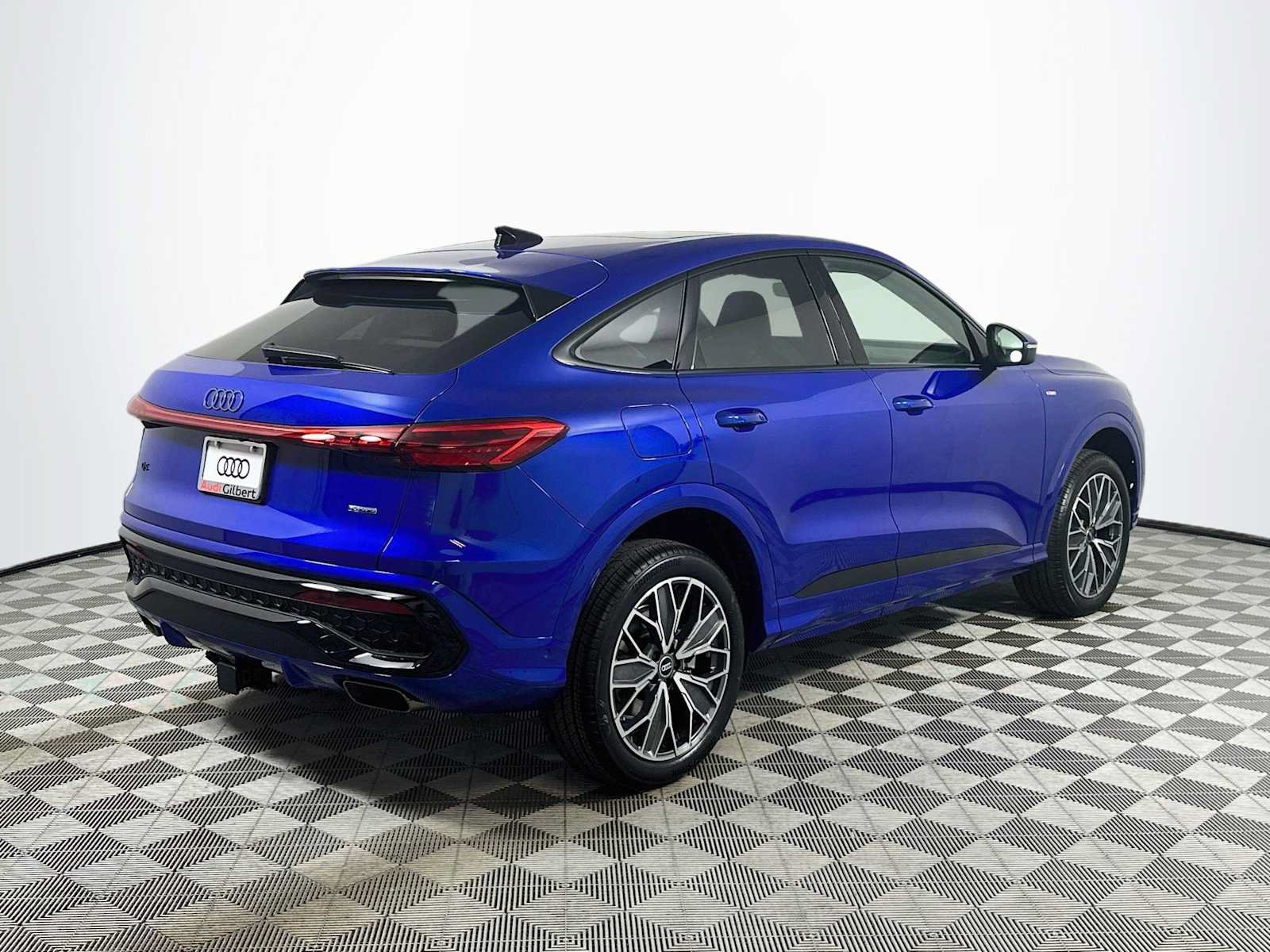 New 2026 Audi Q5 Premium Plus AWD/4WD image 7