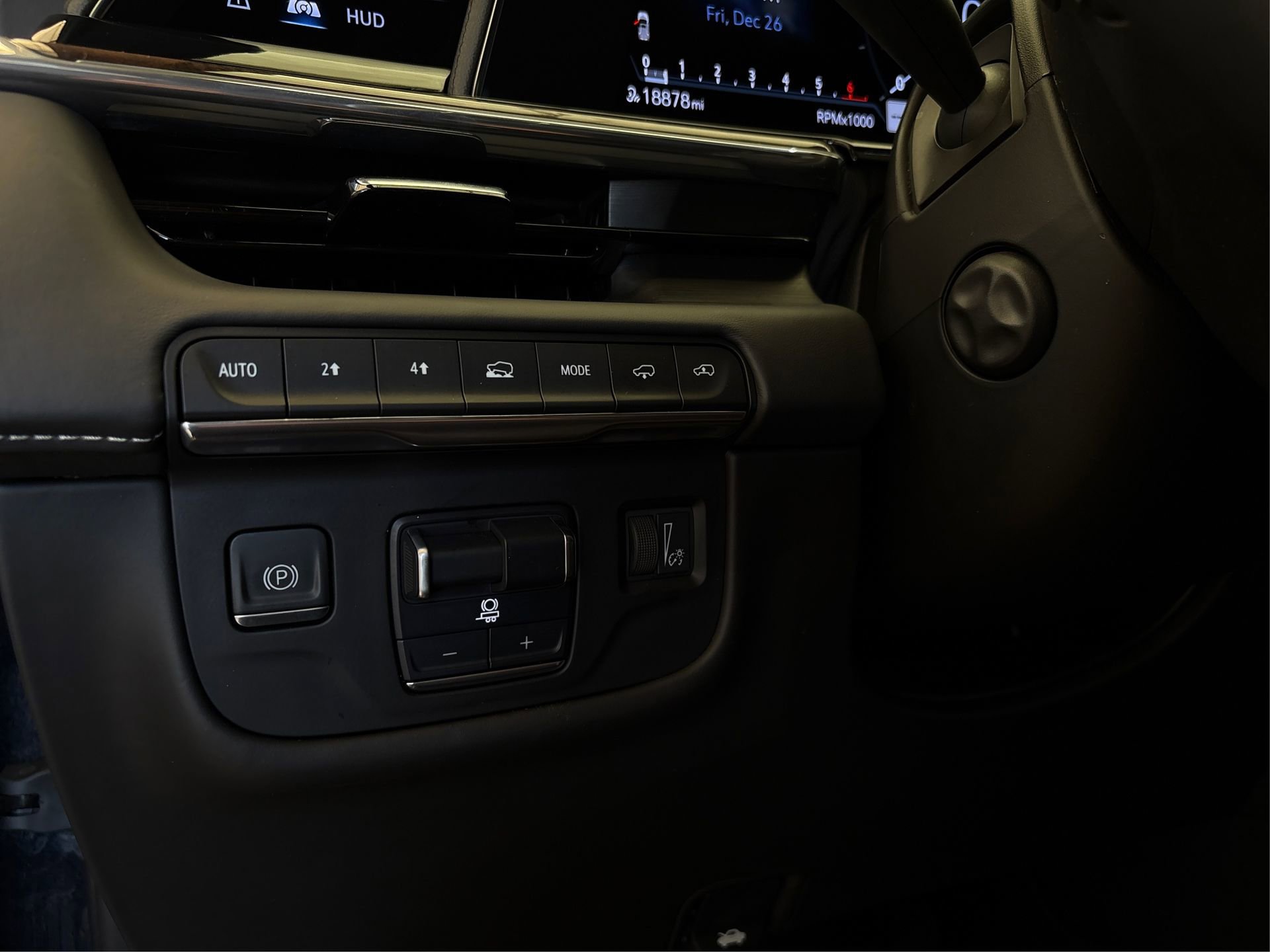 Used 2024 Cadillac Escalade Premium Luxury Platinum image 20