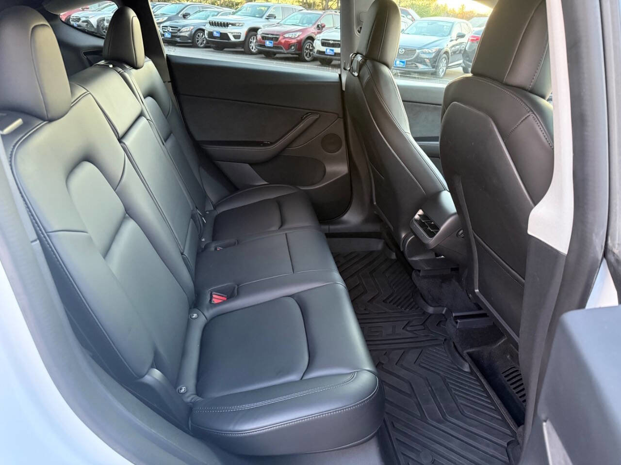 Used 2022 Tesla Model Y Performance image 17