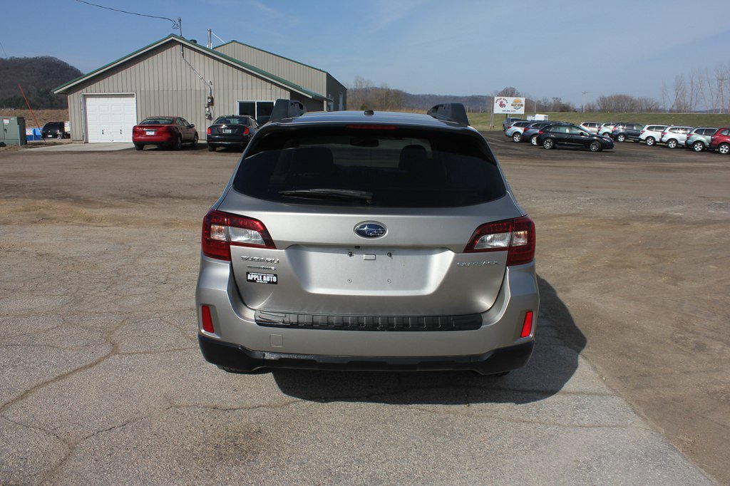 Used 2015 Subaru Outback 2.5i Premium w/ Popular Package #3 image 6