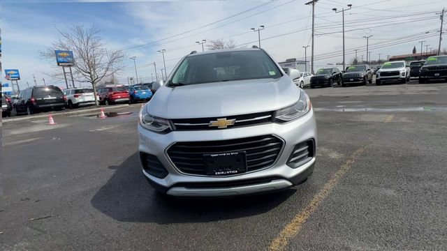 Used 2019 Chevrolet Trax LT w/ LT Convenience Package image 3