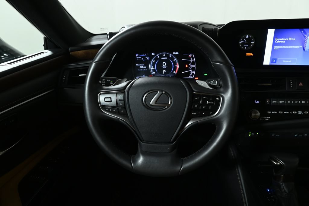 Used 2024 Lexus ES 250 w/ Premium Package AWD/4WD image 17