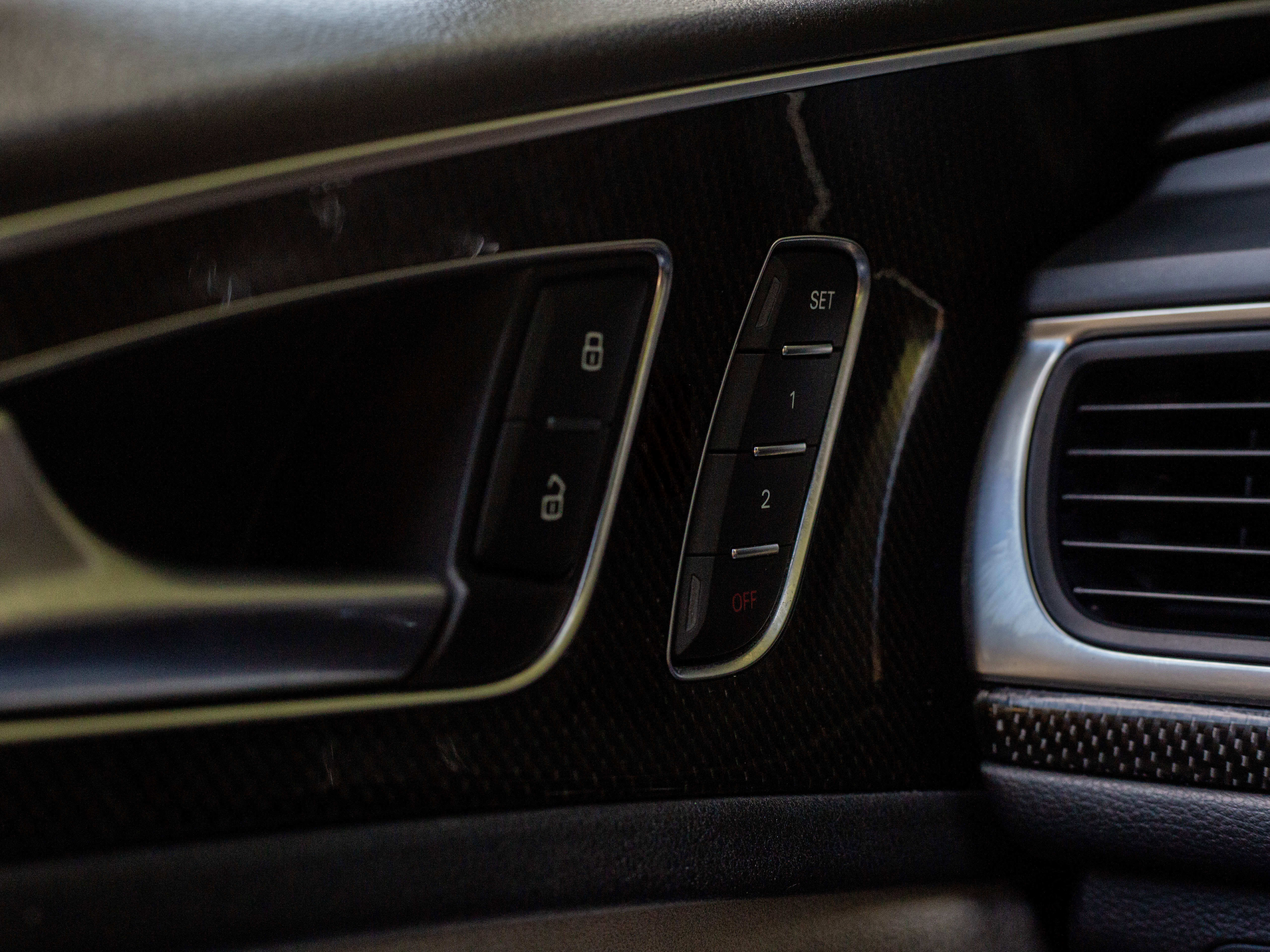 Used 2017 Audi S6 Prestige w/ S6 Sport Package image 63