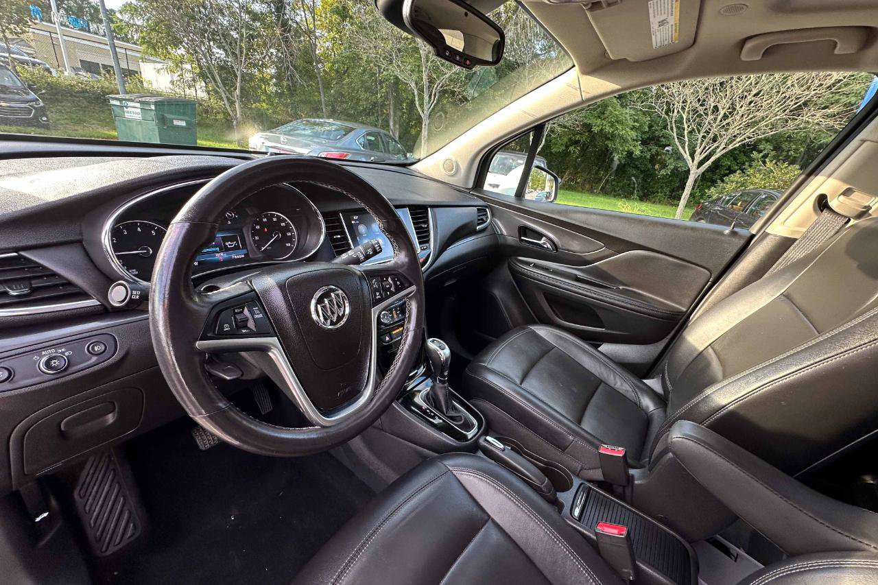 Used 2019 Buick Encore Essence w/ Experience Buick Package AWD/4WD image 16