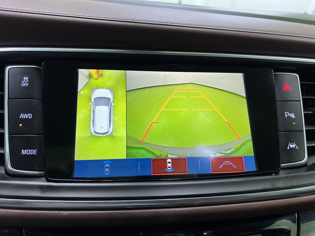 Used 2019 Buick Enclave Avenir w/ Avenir Technology Package AWD/4WD image 22