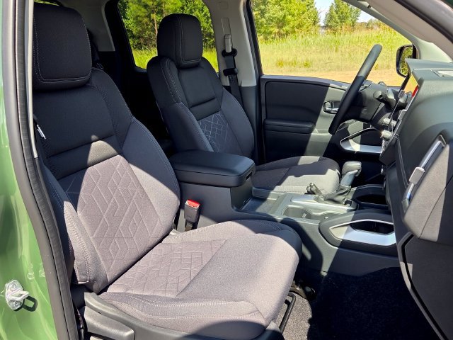 New 2027 Nissan Frontier SV RWD image 15