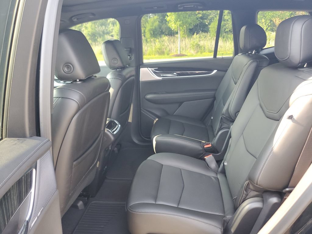 Used 2021 Cadillac XT6 Premium Luxury AWD/4WD image 32